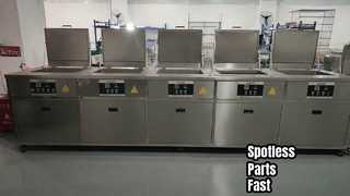 มองใกล้ยิ่งขึ้น: อุตสาหกรรม 40KHz 192L ถังอัลตราโซนิกเครื่องทำความสะอาดชิ้นส่วนรถยนต์การทำความสะอาดน้ำเย็น